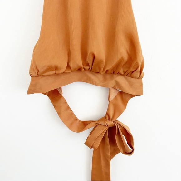 NEW Princess Polly Paityn High Neck Halter Open Back Crop Top Size US 2 - Picture 4 of 8